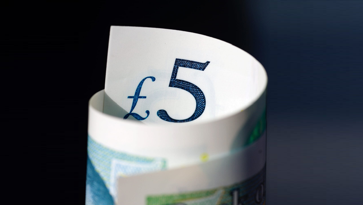 Banconota da cinque sterline
