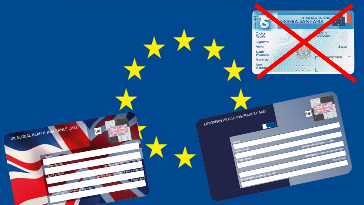 Bandiera dell'UE con carte EHIC e GHIC